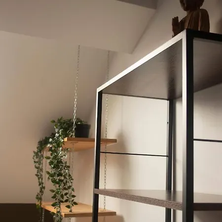 Cosy 2-bedroom In The Center Of Apartment *